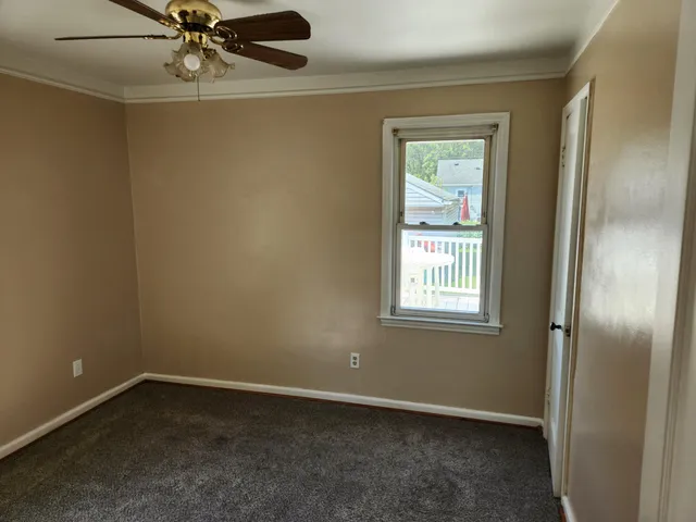 $165,000 | 4474 Syracuse Street, Dearborn Heights, MI 48125