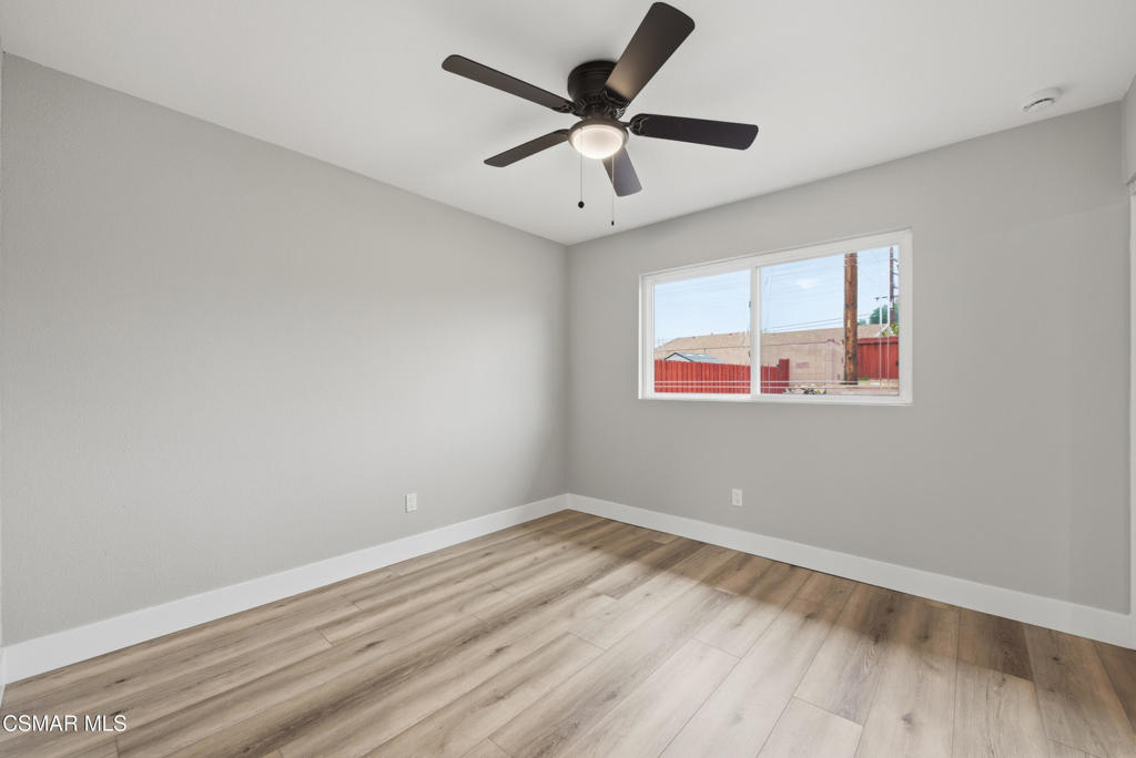 4537 Bidwell Street Simi Valley, CA 93063 - Photo 13 of 32