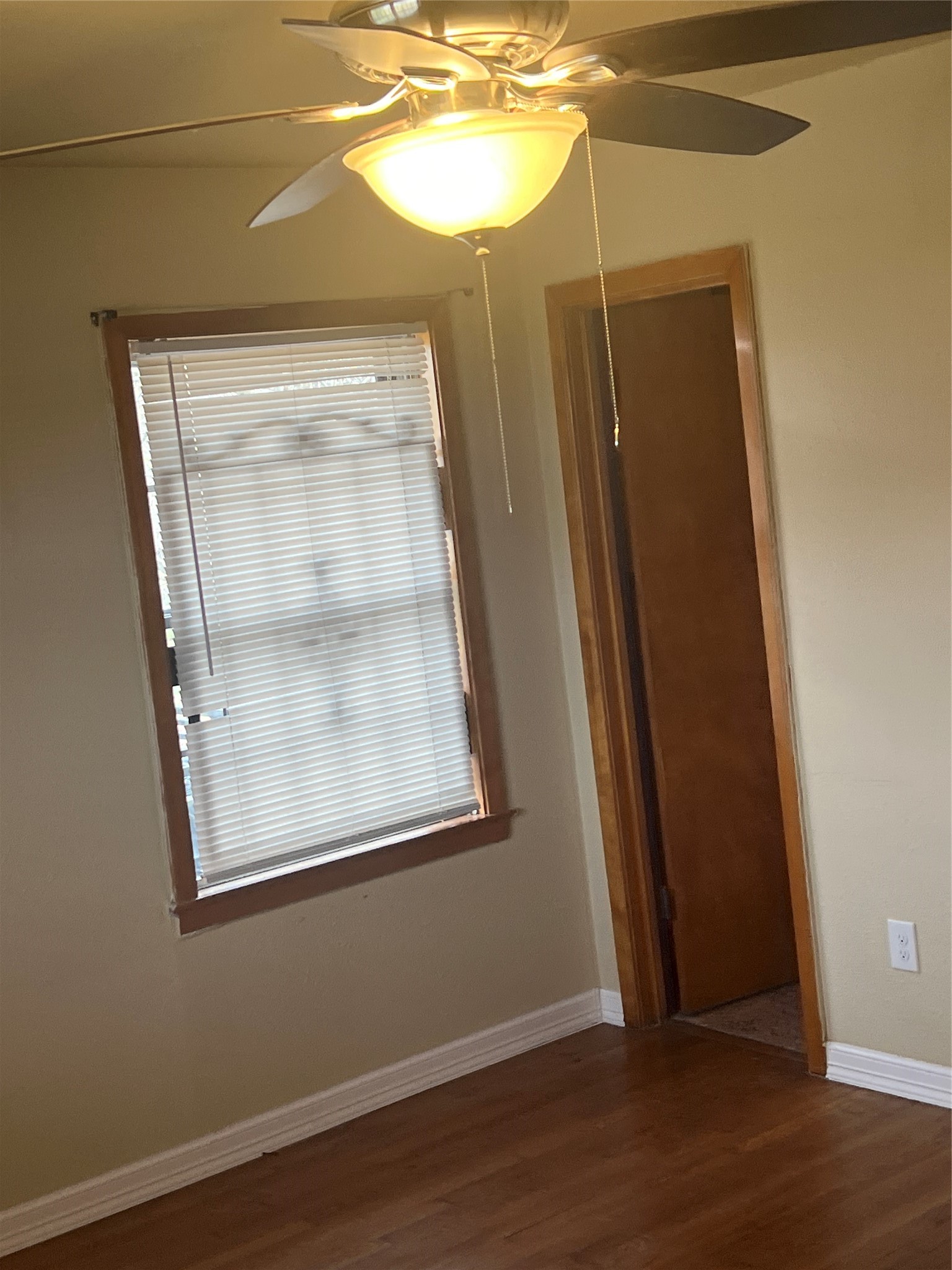 714 East Whitney Street Houston, TX 77022 - Photo 15 of 32