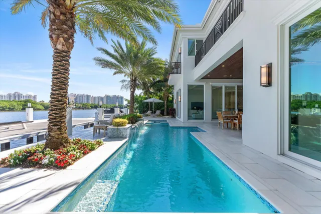 $10,450,000 | 7212 Northeast 8th Drive, Boca Raton, FL 33487