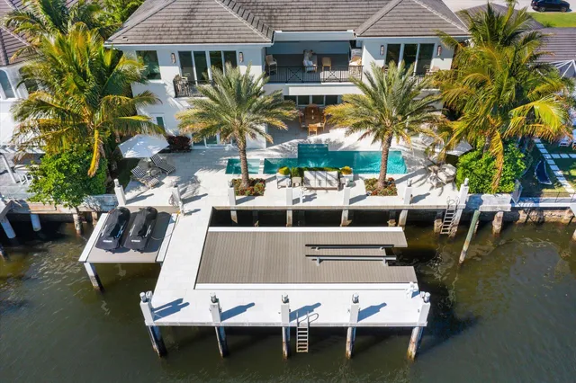 $10,450,000 | 7212 Northeast 8th Drive, Boca Raton, FL 33487