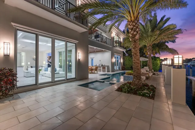 $10,450,000 | 7212 Northeast 8th Drive, Boca Raton, FL 33487