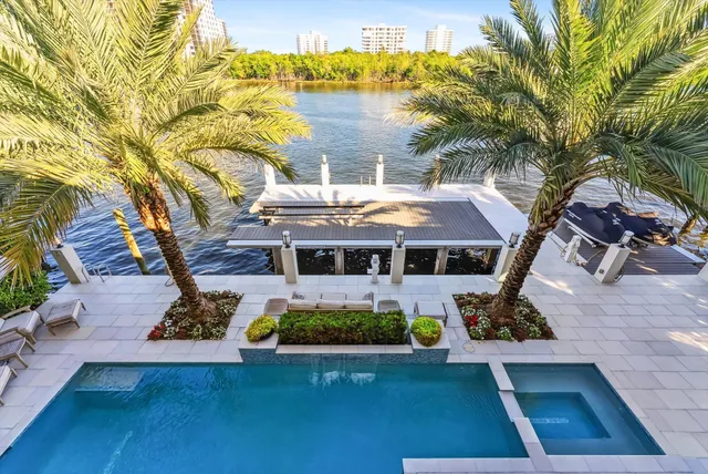 $10,450,000 | 7212 Northeast 8th Drive, Boca Raton, FL 33487