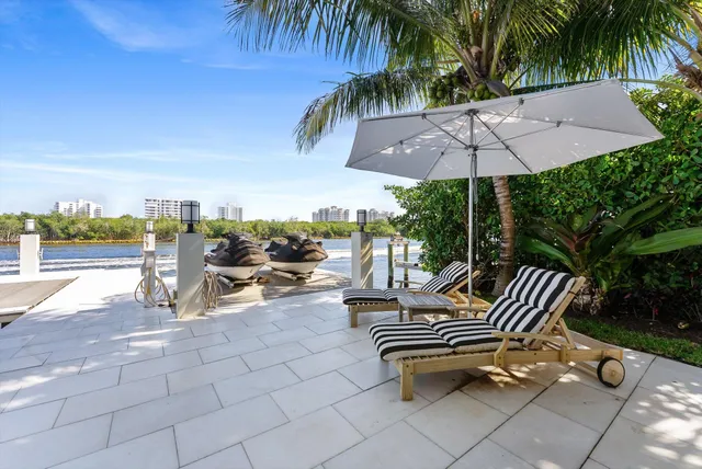 $10,450,000 | 7212 Northeast 8th Drive, Boca Raton, FL 33487