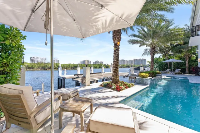 $10,450,000 | 7212 Northeast 8th Drive, Boca Raton, FL 33487