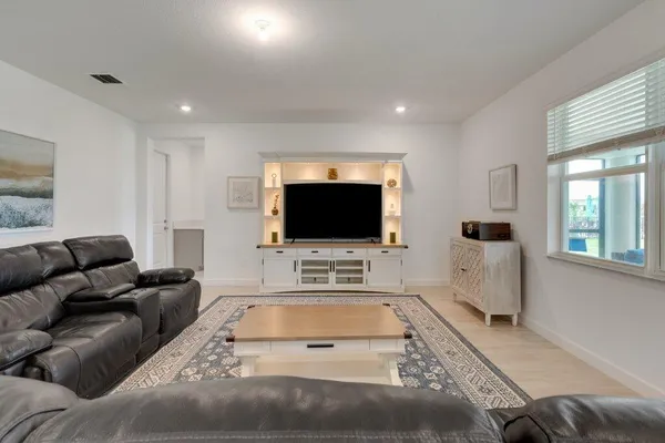 $740,000 | 12328 Southwest Roma Circle, Port St. Lucie, FL 34987