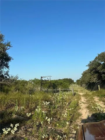 $1,999,999 | 694 Us Highway, Falfurrias, TX 78355