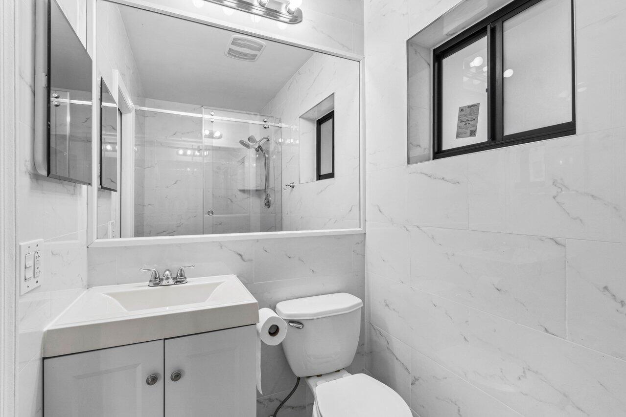 899 Northwest 7th Street Boca Raton, FL 33486 - Photo 25 of 28 025-899Northwest7thStreet-BocaRaton-FL-3