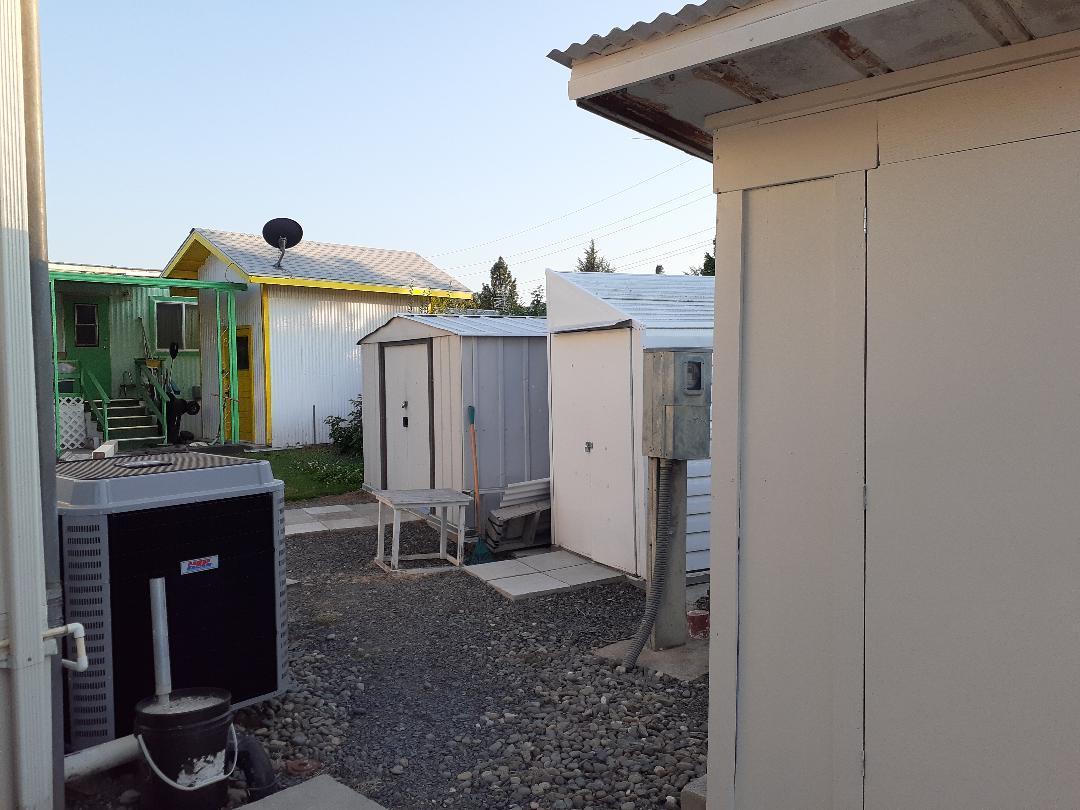 1241 Dowell Road, Unit 47 Grants Pass, OR 97527 - Photo 6 of 11 47 sheds