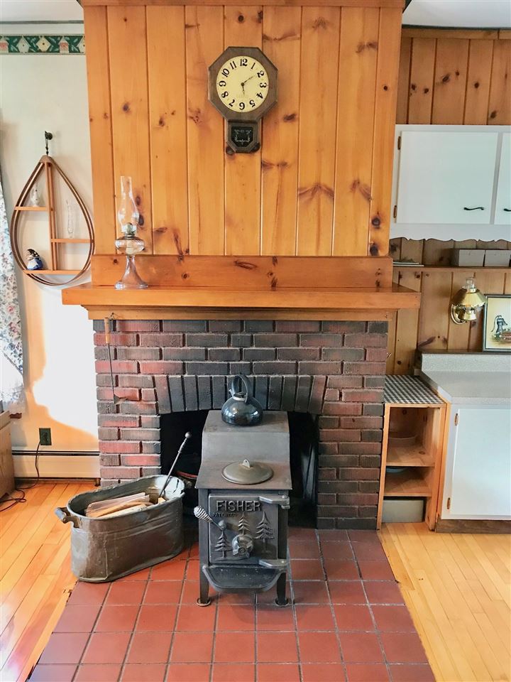 35 Colby Street Colebrook, NH 03576 - Photo 5 of 37 Gallery Image 5