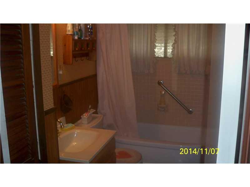 210 Franklin Farms Road Washington, PA 15301 - Photo 6 of 9 Full Bath.