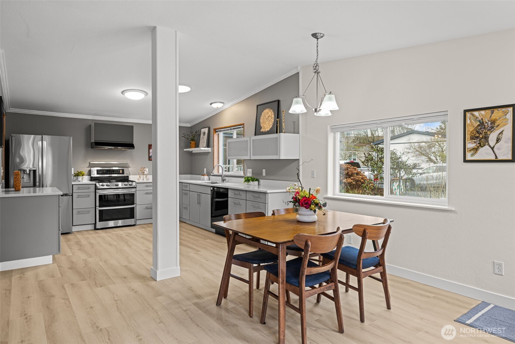 19224 129th Court Northeast Bothell, WA 98072 - Photo 11 of 36