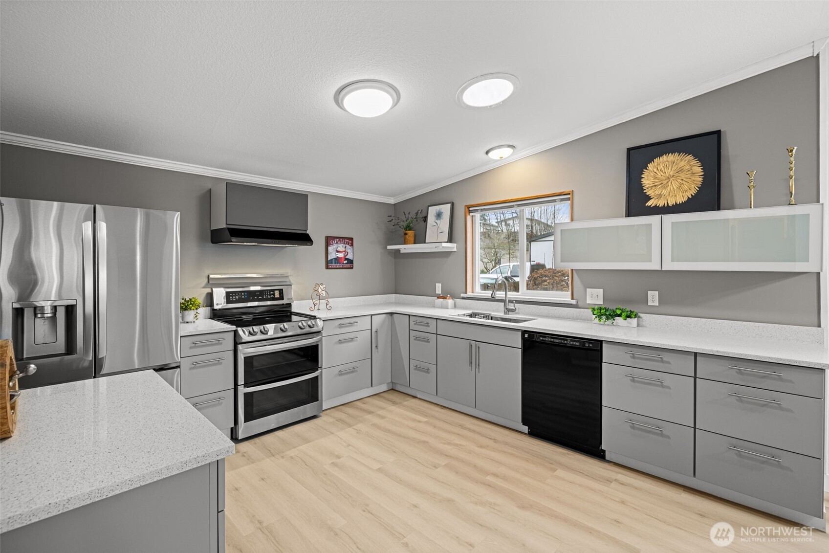 19224 129th Court Northeast Bothell, WA 98072 - Photo 12 of 36