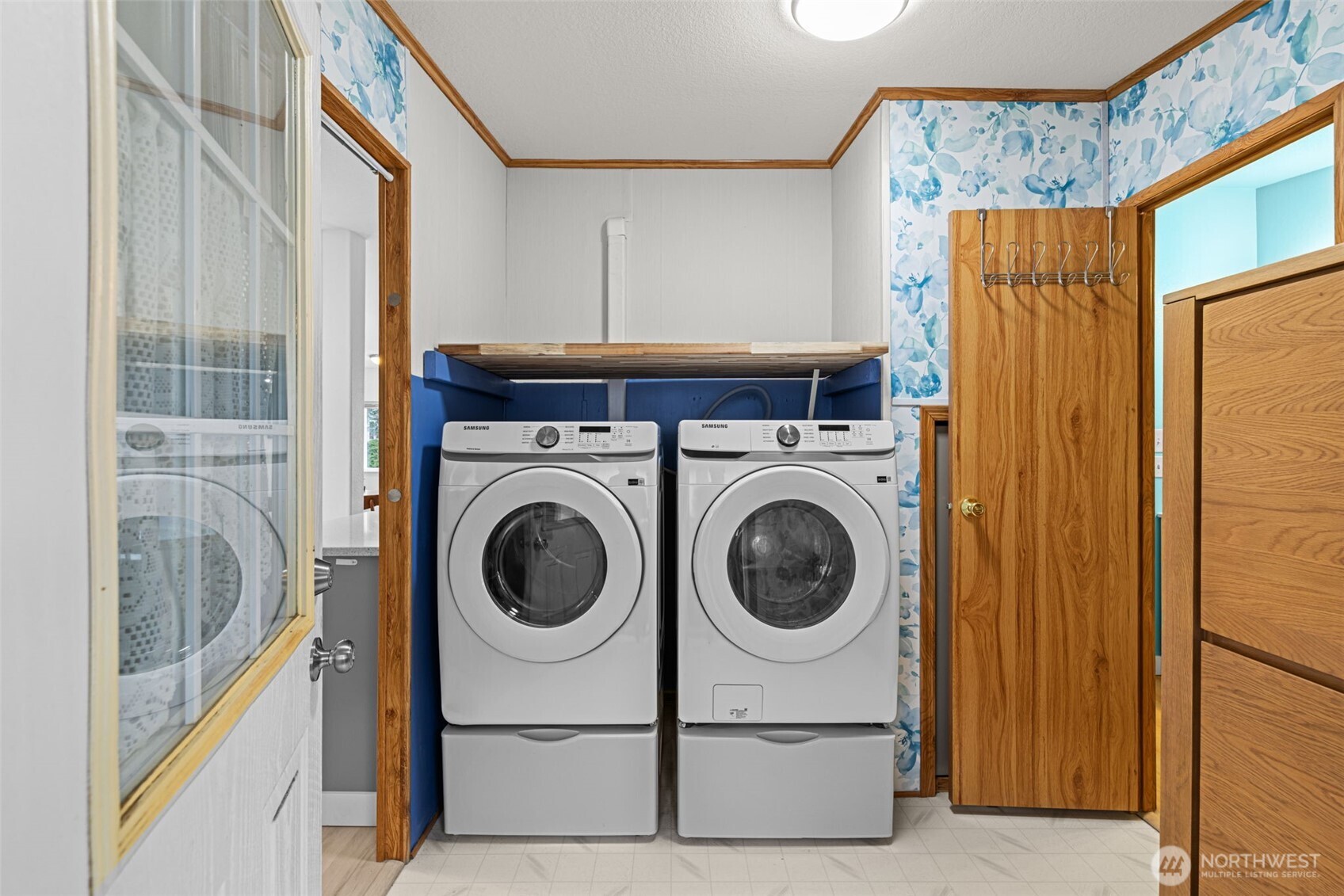 19224 129th Court Northeast Bothell, WA 98072 - Photo 17 of 36