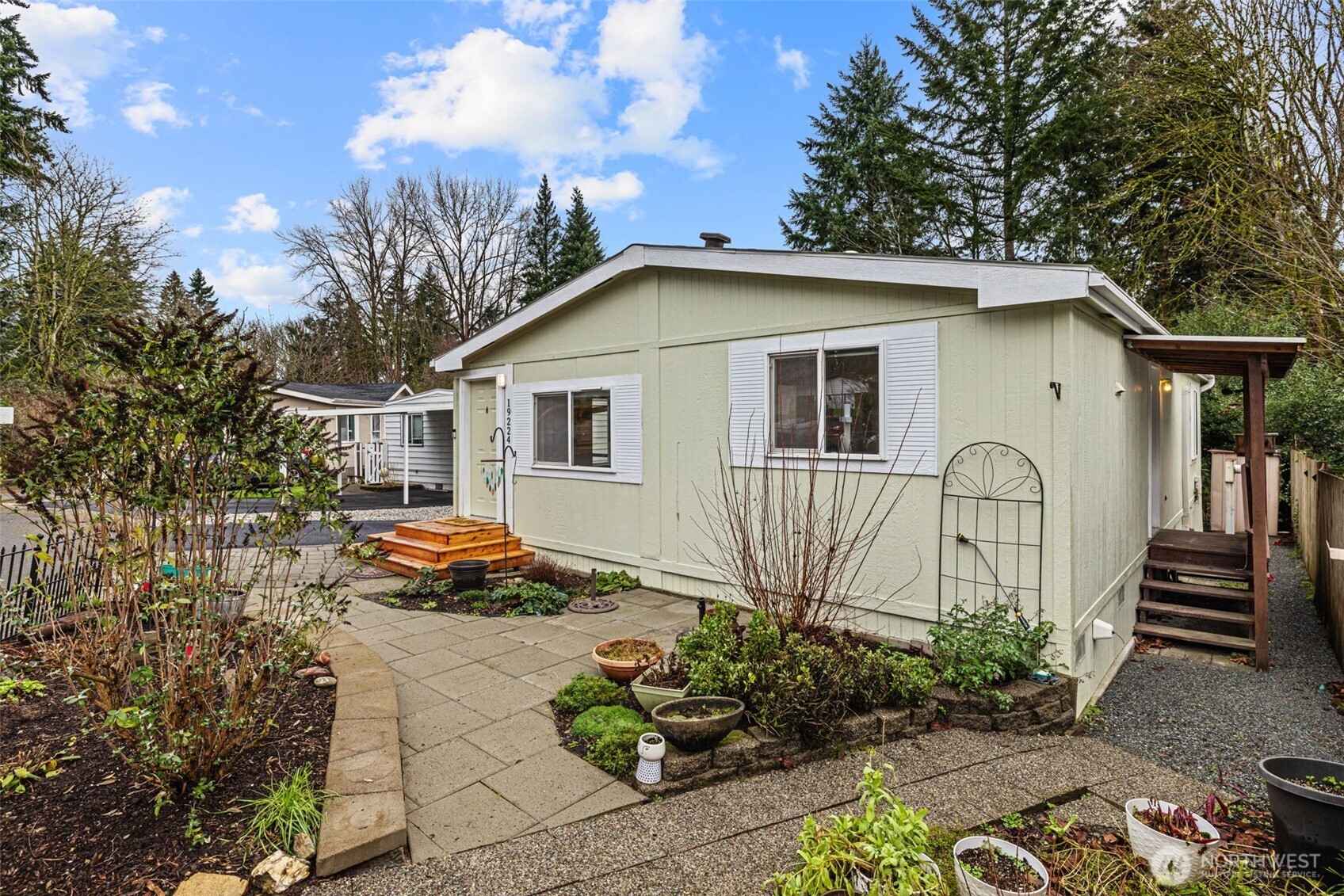 19224 129th Court Northeast Bothell, WA 98072 - Photo 2 of 36