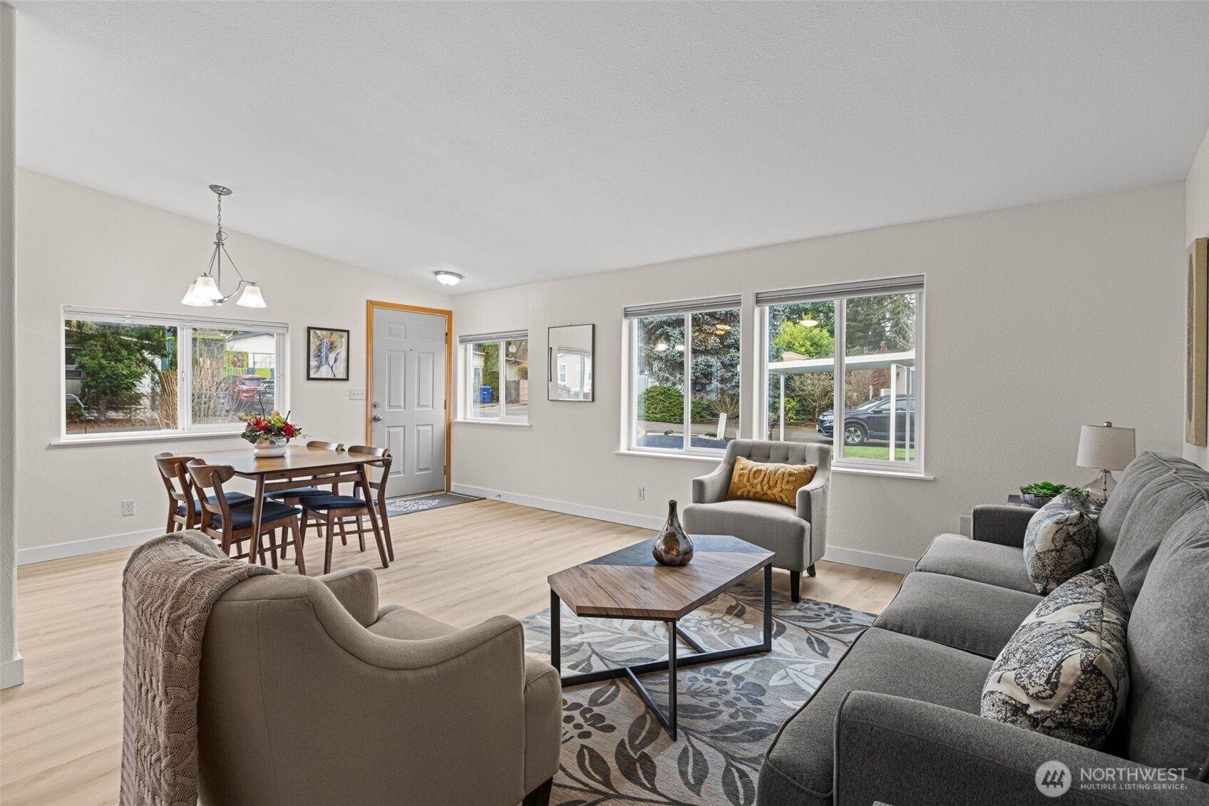 19224 129th Court Northeast Bothell, WA 98072 - Photo 8 of 36