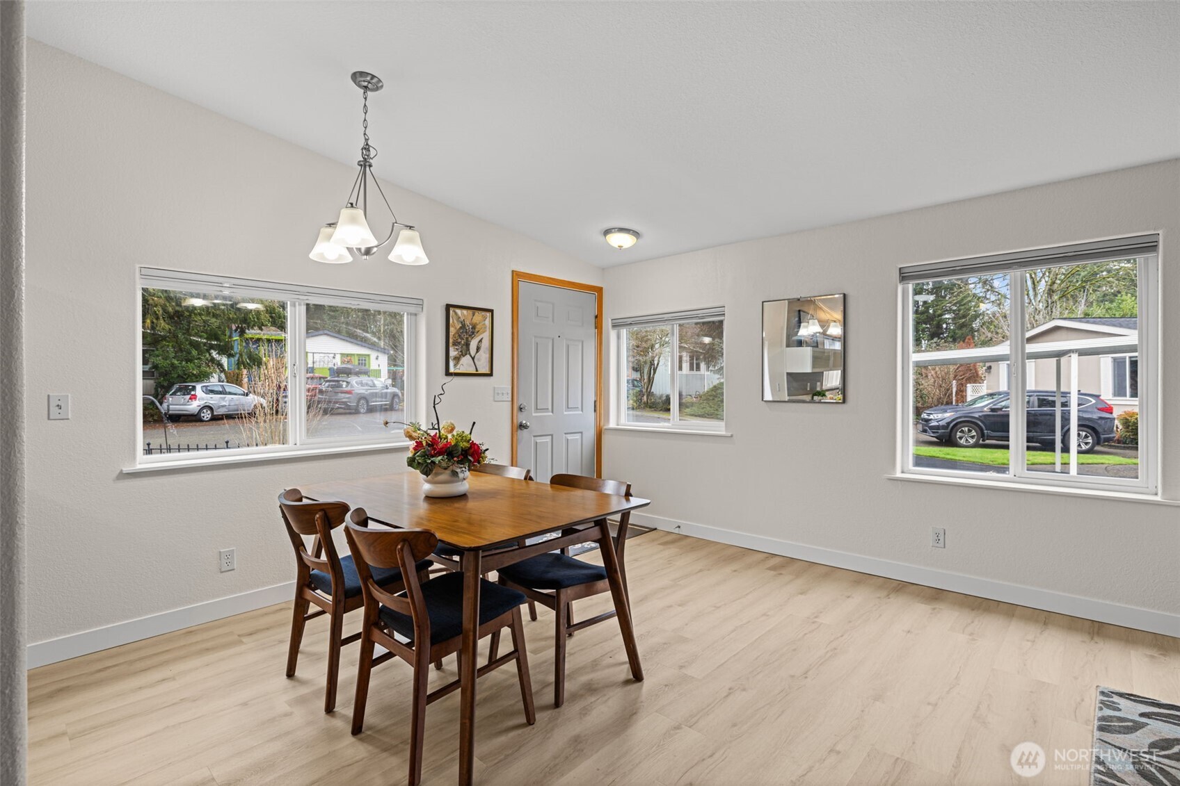 19224 129th Court Northeast Bothell, WA 98072 - Photo 9 of 36