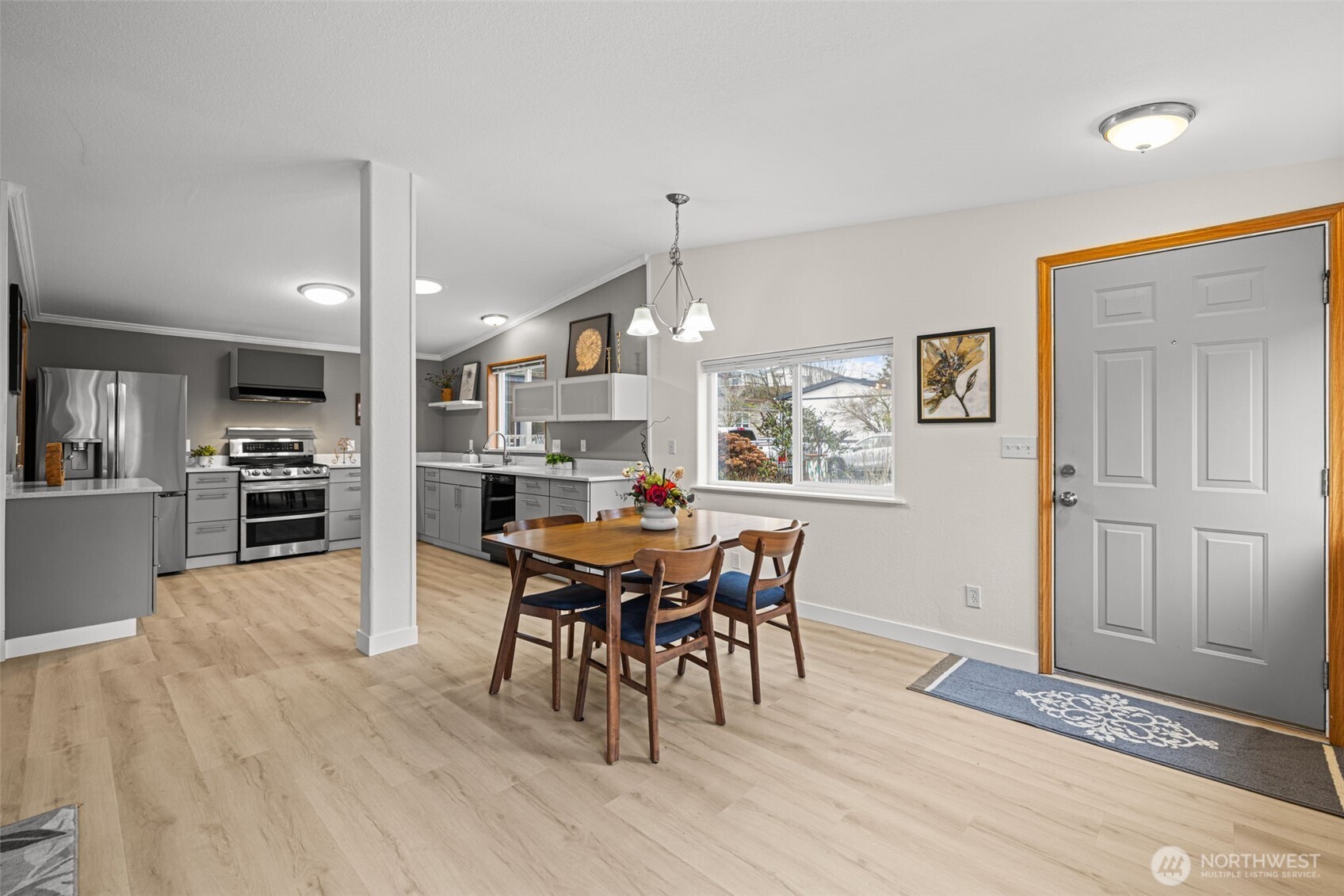 19224 129th Court Northeast Bothell, WA 98072 - Photo 10 of 36