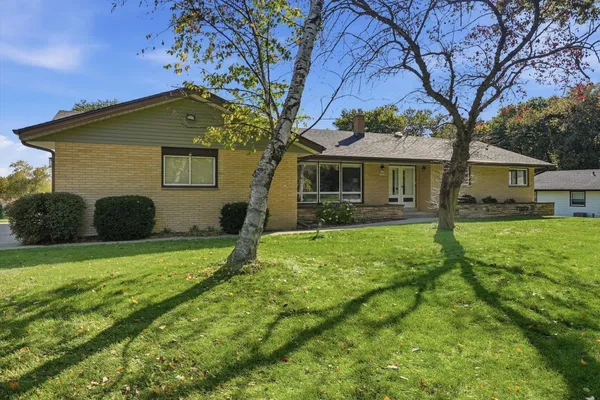 $474,900 | W215-n10122 Hickory Drive, Colgate, WI 53017