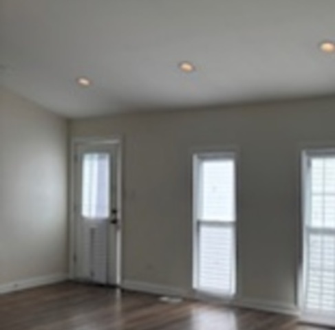 18644 Aberdeen Street Homewood, IL 60430 - Photo 4 of 10