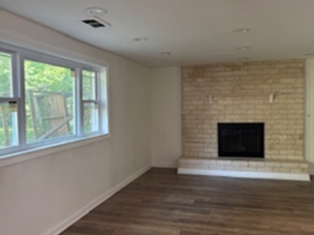 18644 Aberdeen Street Homewood, IL 60430 - Photo 9 of 10