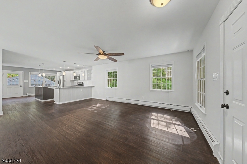8 Oak Road Boonton, NJ 07005 - Photo 5 of 29
