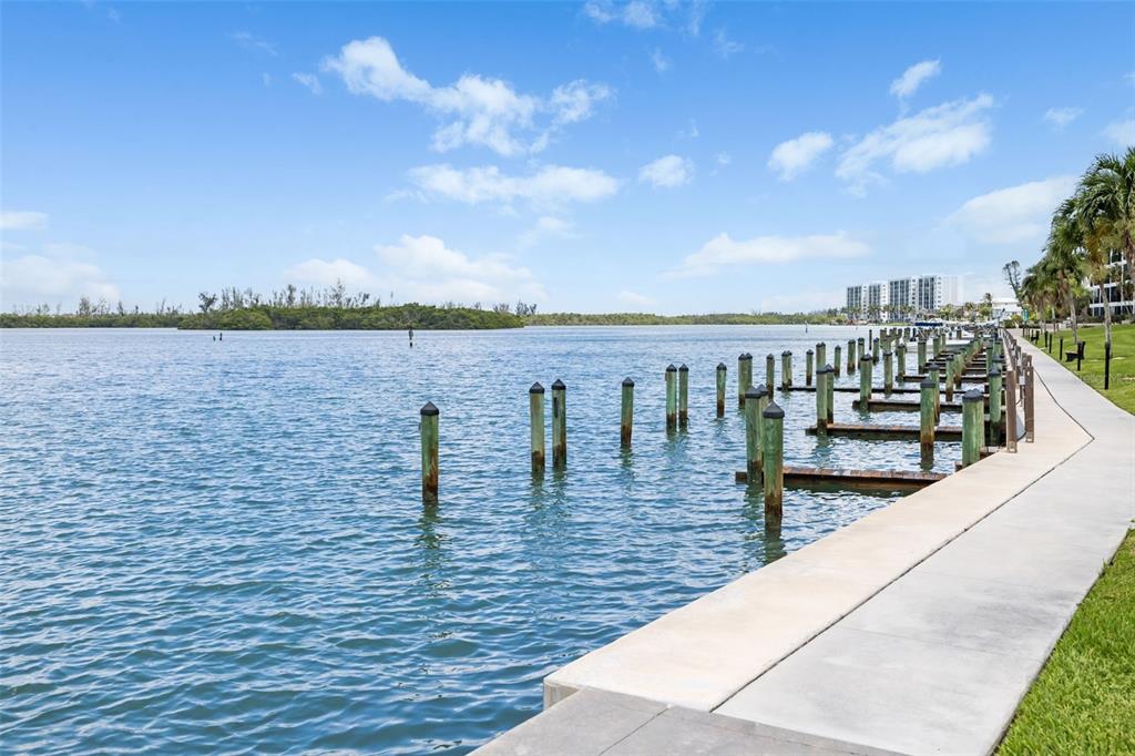8911 Midnight Pass Road, Unit 409 Sarasota, FL 34242 - Photo 38 of 67