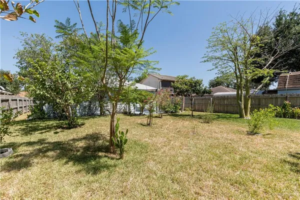 $1,600 | 337 Roundup Circle, Edinburg, TX 78539