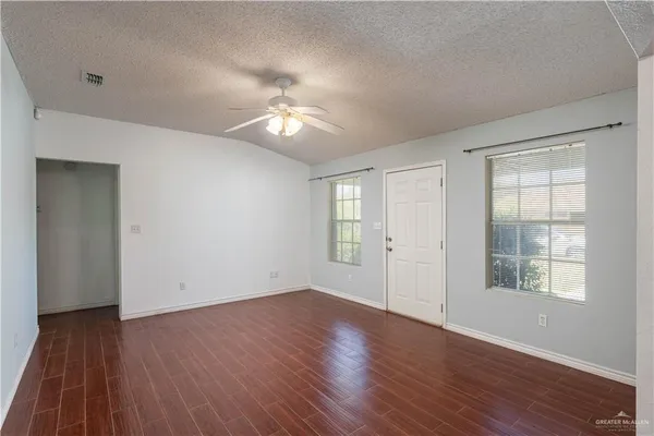 $1,600 | 337 Roundup Circle, Edinburg, TX 78539