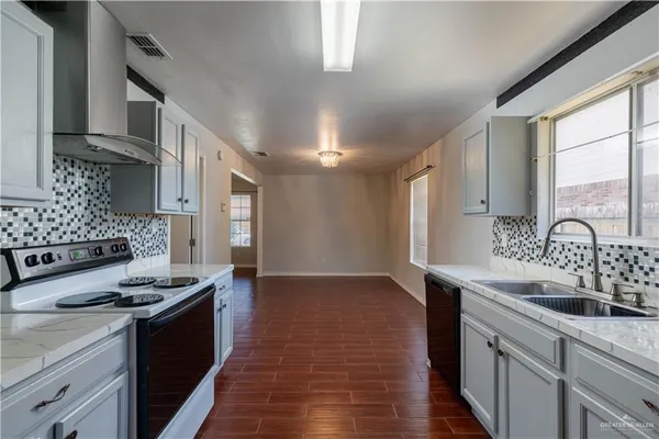 $1,600 | 337 Roundup Circle, Edinburg, TX 78539