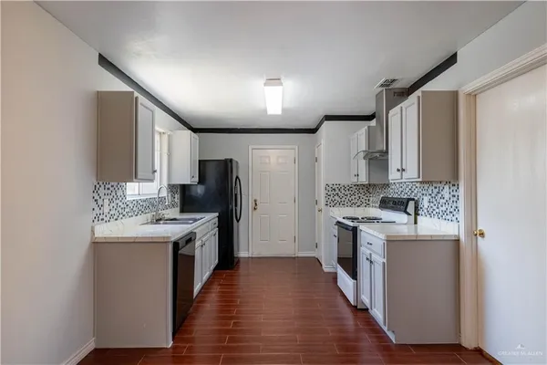 $1,600 | 337 Roundup Circle, Edinburg, TX 78539