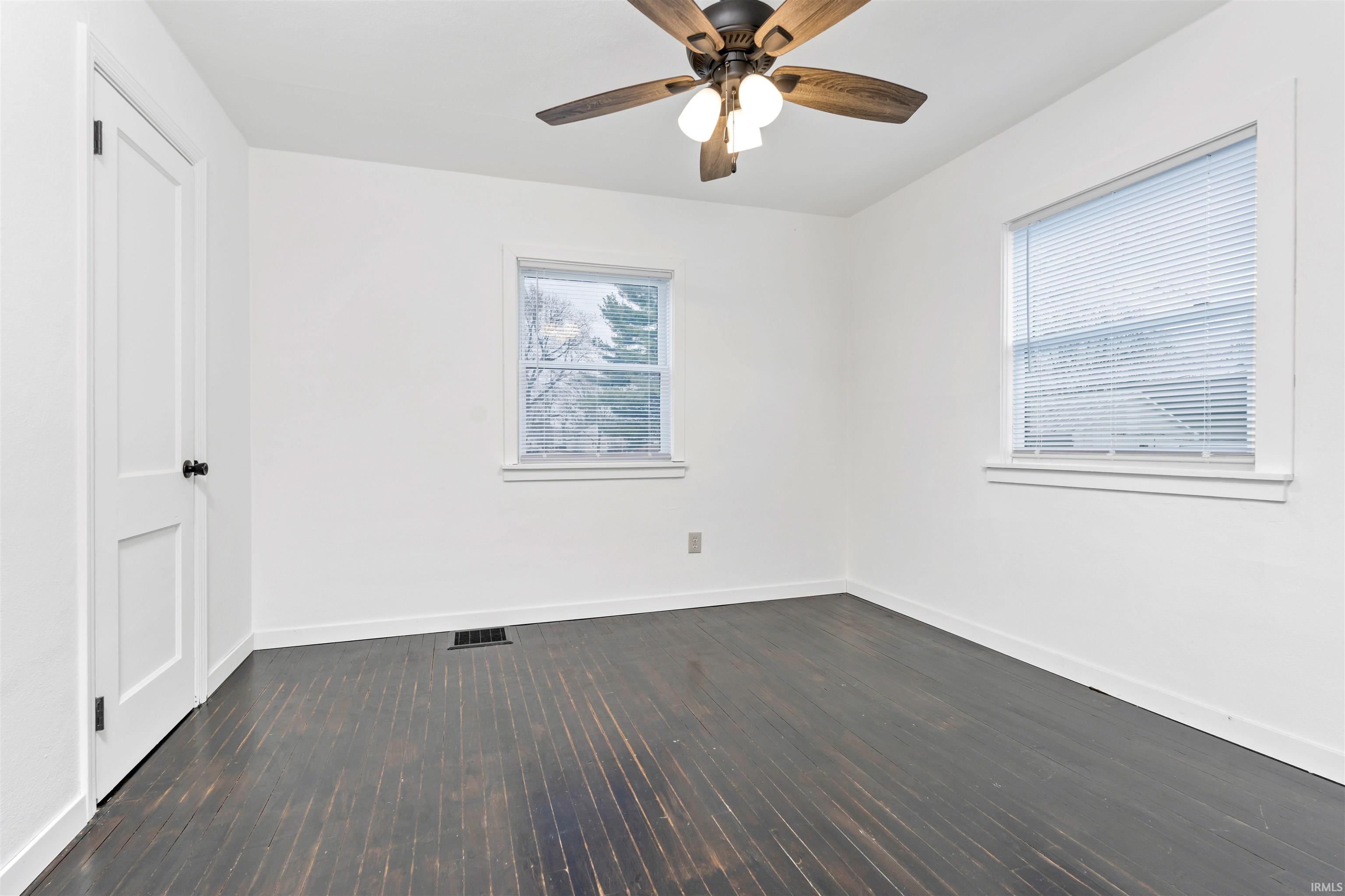 203 South Harrison Street Lynn, IN 47355 - Photo 2 of 23