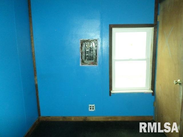 7430 West William Street Decatur, IL 62522 - Photo 13 of 17