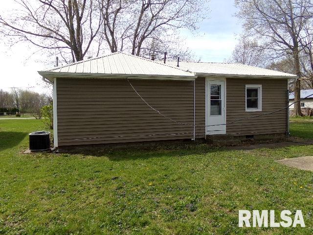 7430 West William Street Decatur, IL 62522 - Photo 14 of 17