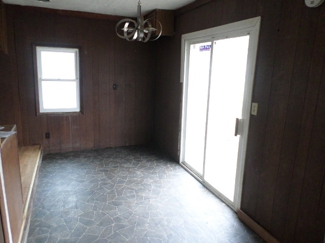 7430 West William Street Decatur, IL 62522 - Photo 5 of 17