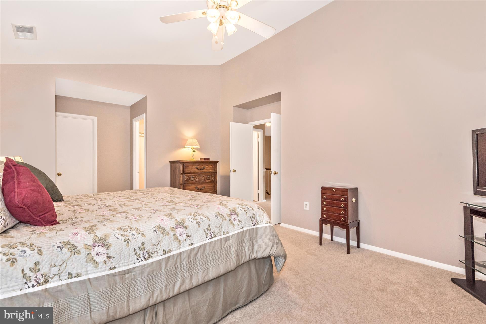 9713 Dixie Ridge Terrace Gaithersburg, MD 20882 - Photo 15 of 30 Interior (General)