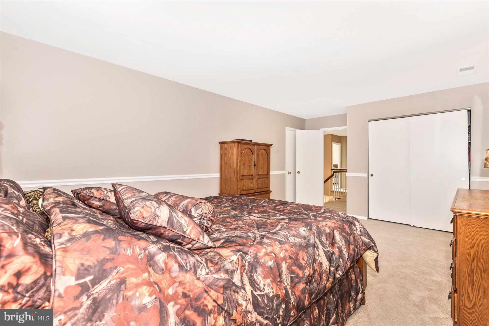 9713 Dixie Ridge Terrace Gaithersburg, MD 20882 - Photo 20 of 30 Bedroom