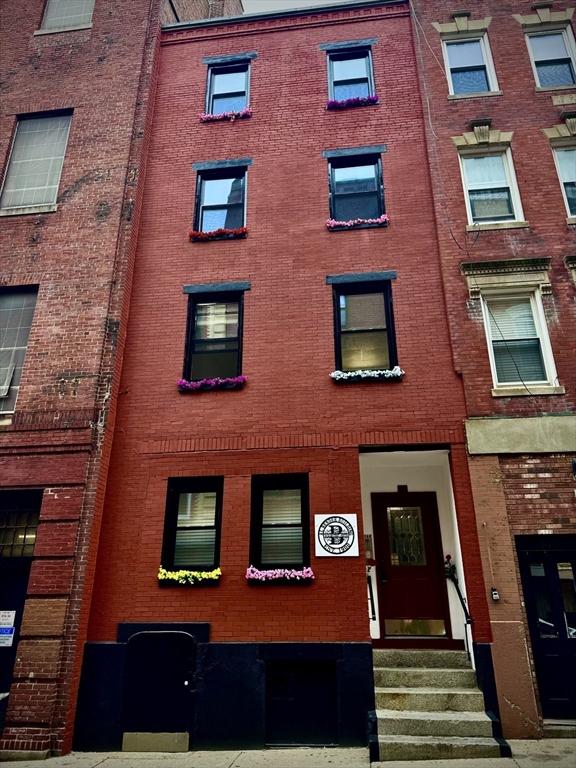 144-144A Salem Street Boston, MA 02113 - Photo 15 of 15