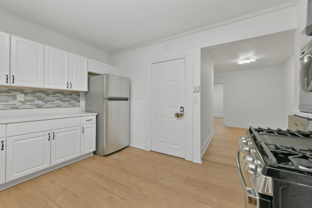 144-144A Salem Street Boston, MA 02113 - Photo 8 of 15