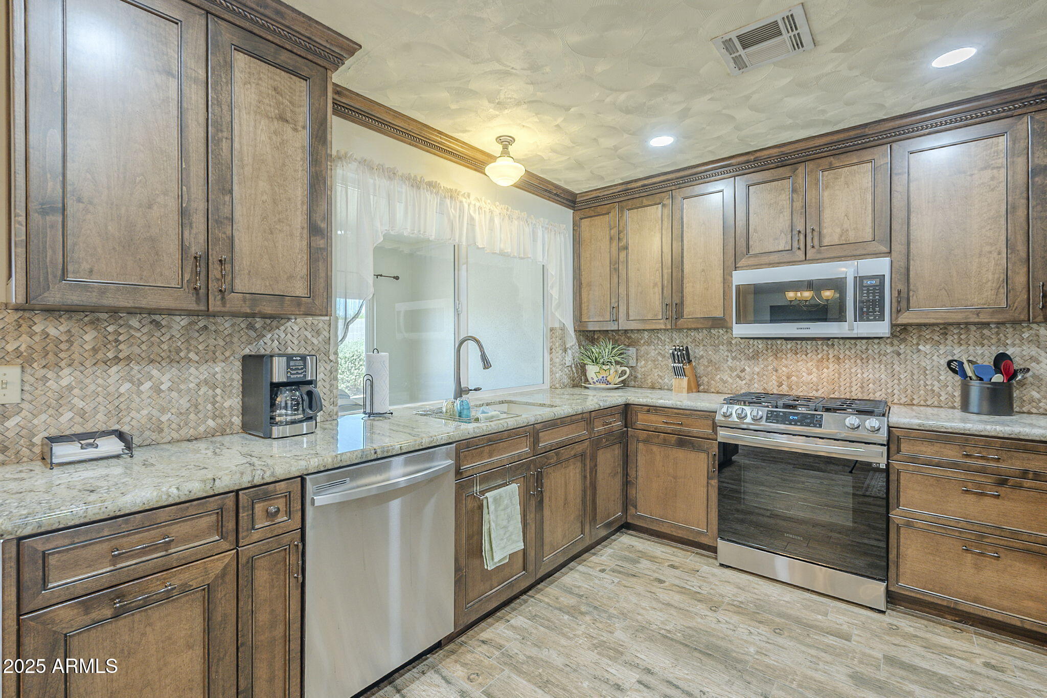 4621 East Mineral Road Phoenix, AZ 85044 - Photo 11 of 31 15-web-or-mls-Mineral-15