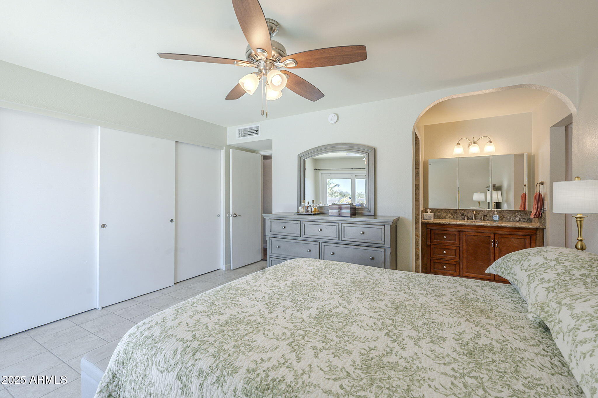 4621 East Mineral Road Phoenix, AZ 85044 - Photo 20 of 31 23-web-or-mls-Mineral-23