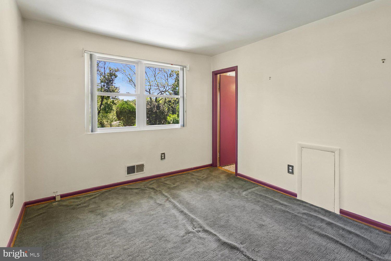 902 Malta Lane Silver Spring, MD 20901 - Photo 23 of 53 Primary Bedroom
