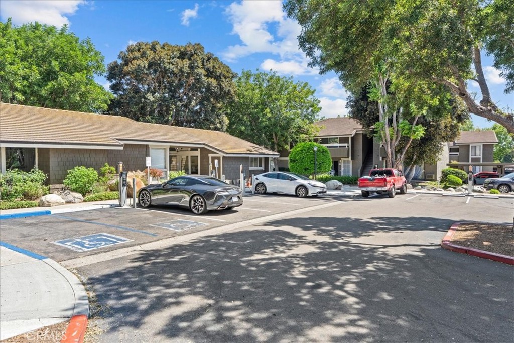 208 Springview Irvine, CA 92620 - Photo 41 of 58