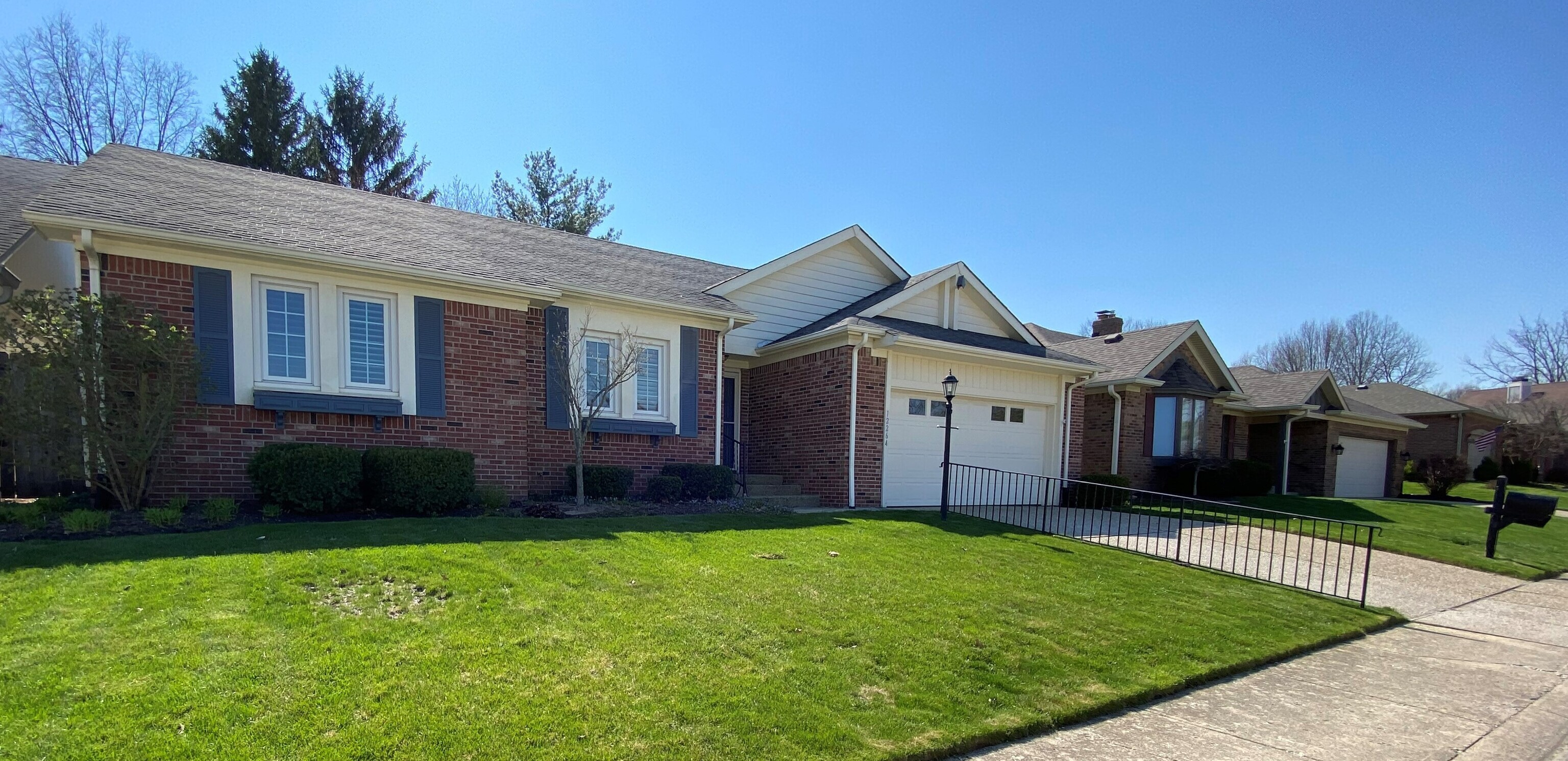 12264 Charing Cross Road Carmel, IN 46033 - Photo 2 of 30 Gallery Image 2