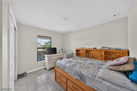 $285,000 | 3903 Northwest 38th Street, Cape Coral, FL 33993