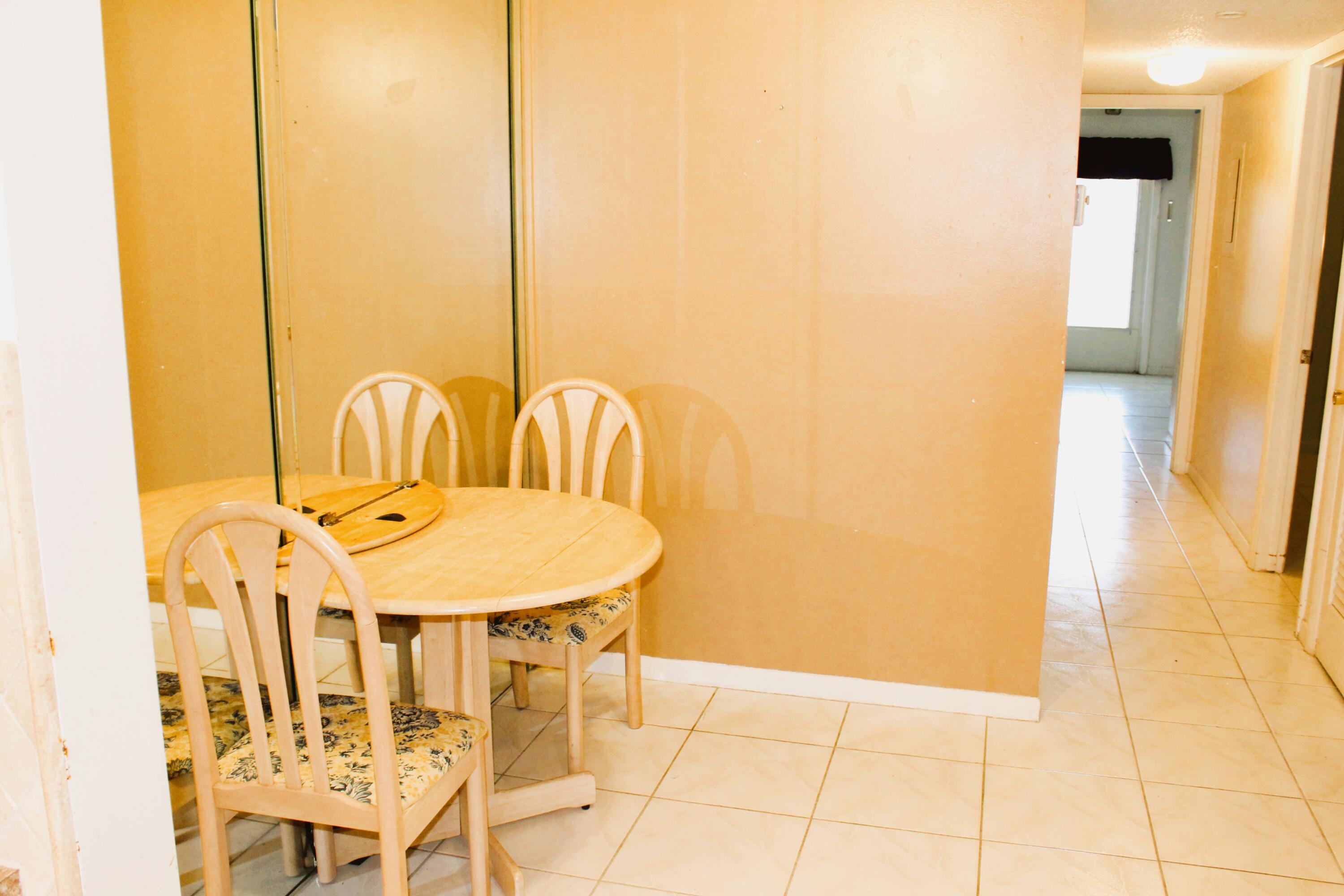 455 High Point Boulevard, Unit D Delray Beach, FL 33445 - Photo 5 of 18 IMG_5105