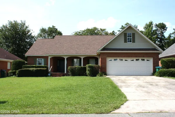 $300,000 | 2549 Woods View Drive, Marianna, FL 32446