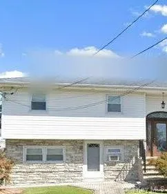 $2,950 | Undisclosed Address, West Babylon, NY 11704