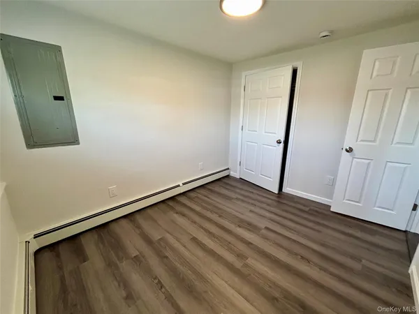 $2,950 | Undisclosed Address, West Babylon, NY 11704