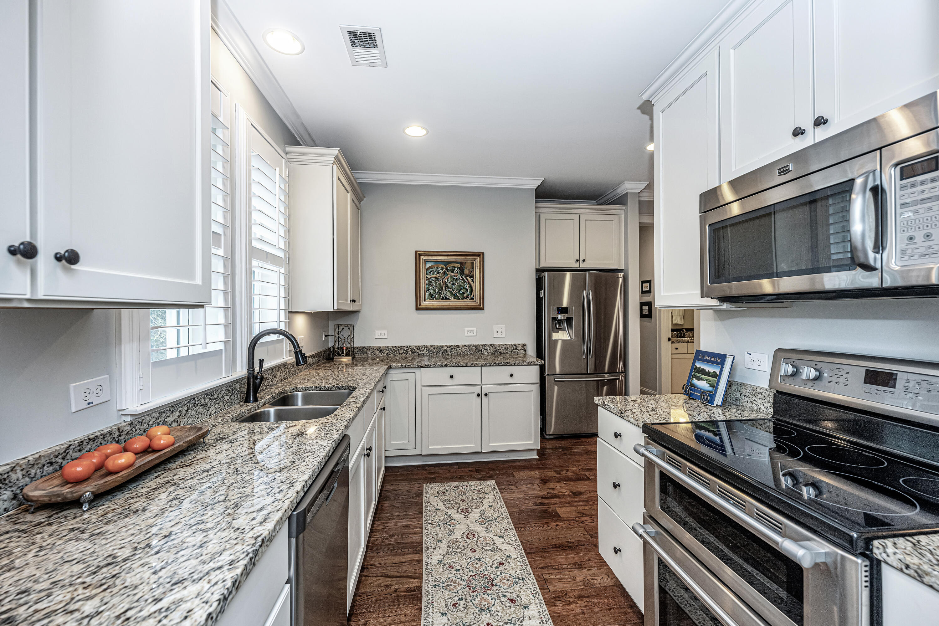261 Slipper Shell Court Mount Pleasant, SC 29464 - Photo 14 of 41 261SlipperShellCir19